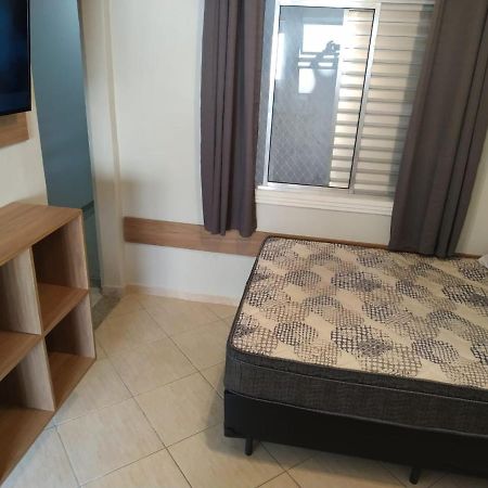 Kitnet Asturias 51B No Ed. Guariata, Proximo A Praia Das Asturias Em Гуаружа Экстерьер фото