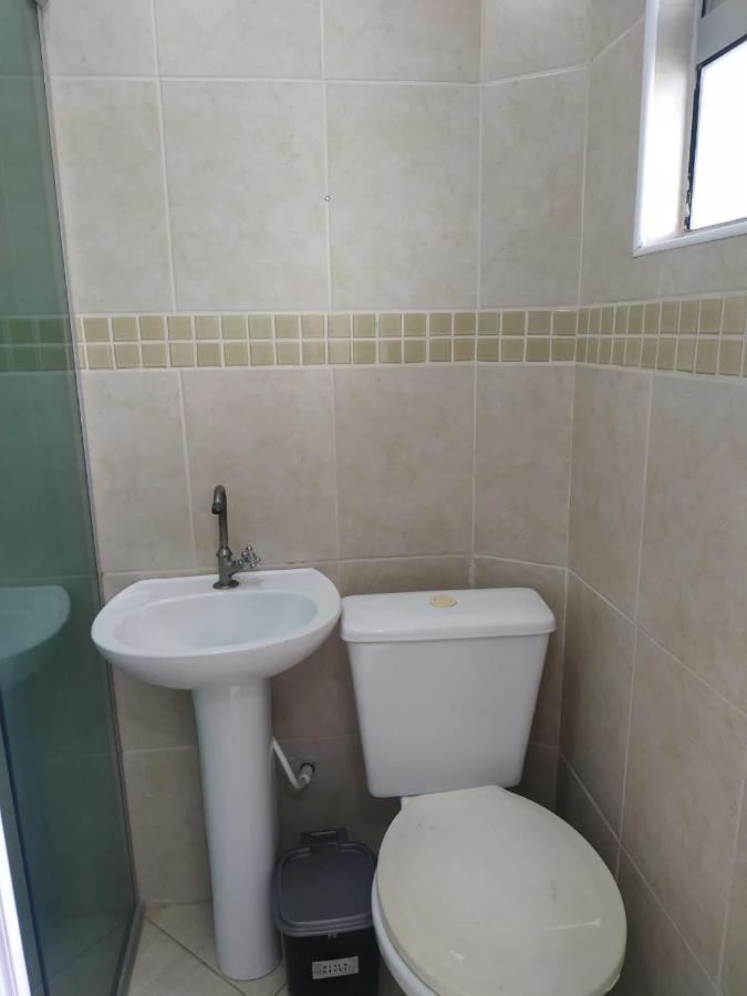 Kitnet Asturias 51B No Ed. Guariata, Proximo A Praia Das Asturias Em Гуаружа Экстерьер фото